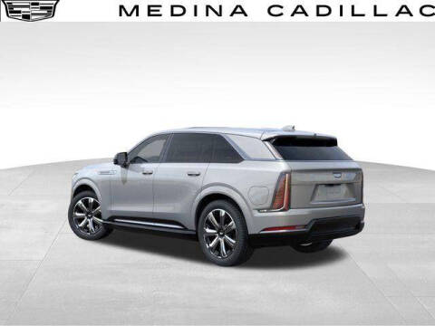 2025 Cadillac Escalade IQ Luxury 2