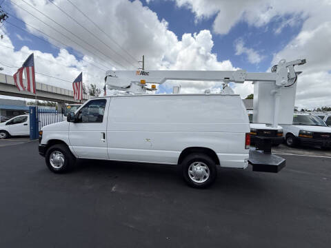 2011 Ford E-Series E-350 SD