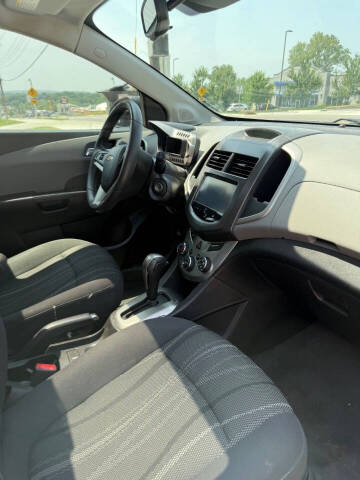 2014 Chevrolet Sonic LT Auto