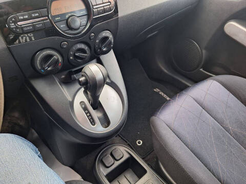 2011 Mazda MAZDA2 Sport