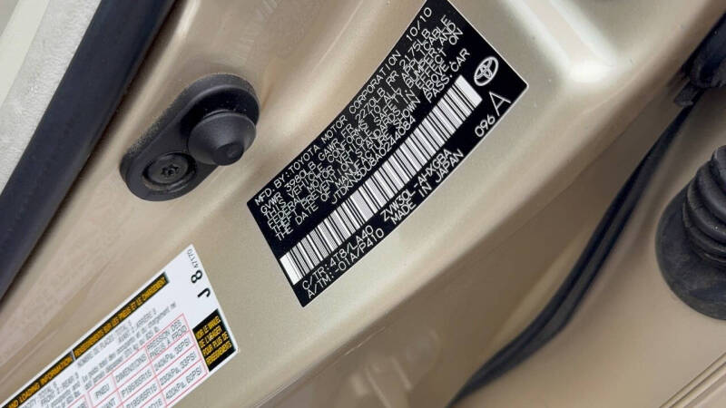 2010 Toyota Prius IV