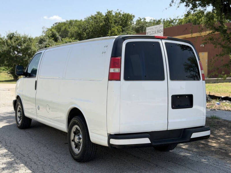 2011 Chevrolet Express 1500