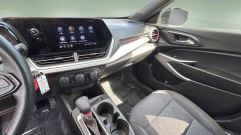 2024 Chevrolet Trax RS