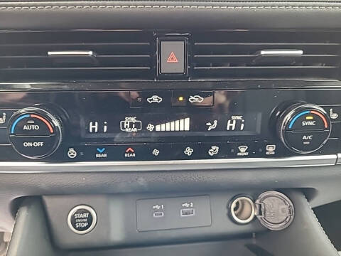 2023 Nissan Rogue SL