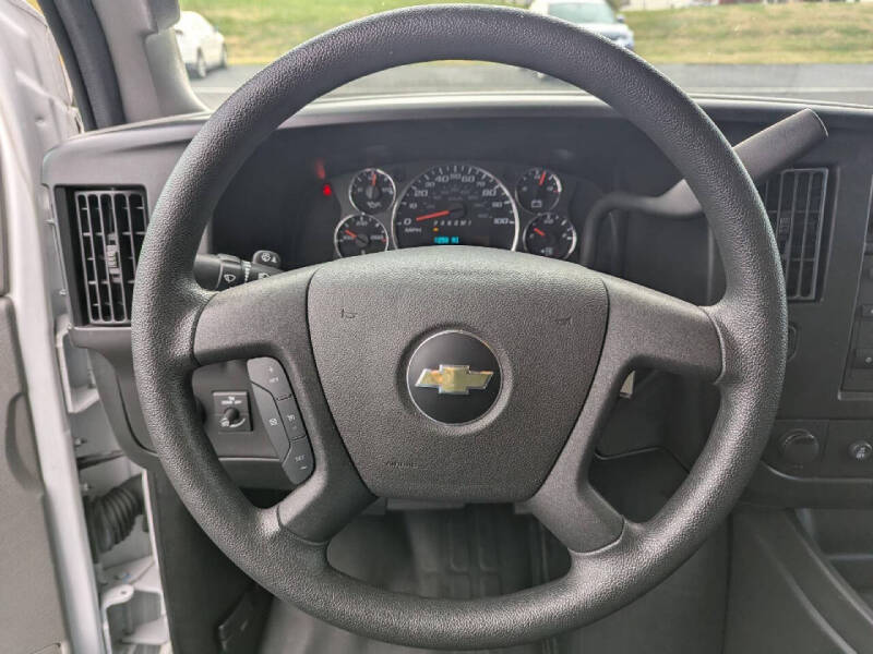 2024 Chevrolet Express 2500