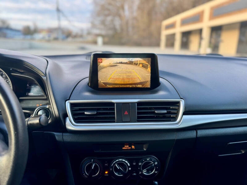 2017 Mazda MAZDA3 Sport