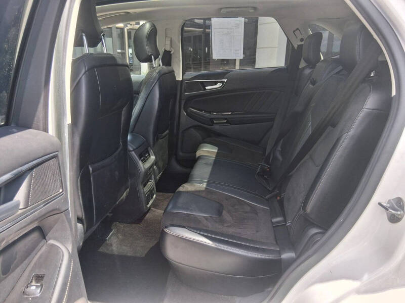 2016 Ford Edge Sport