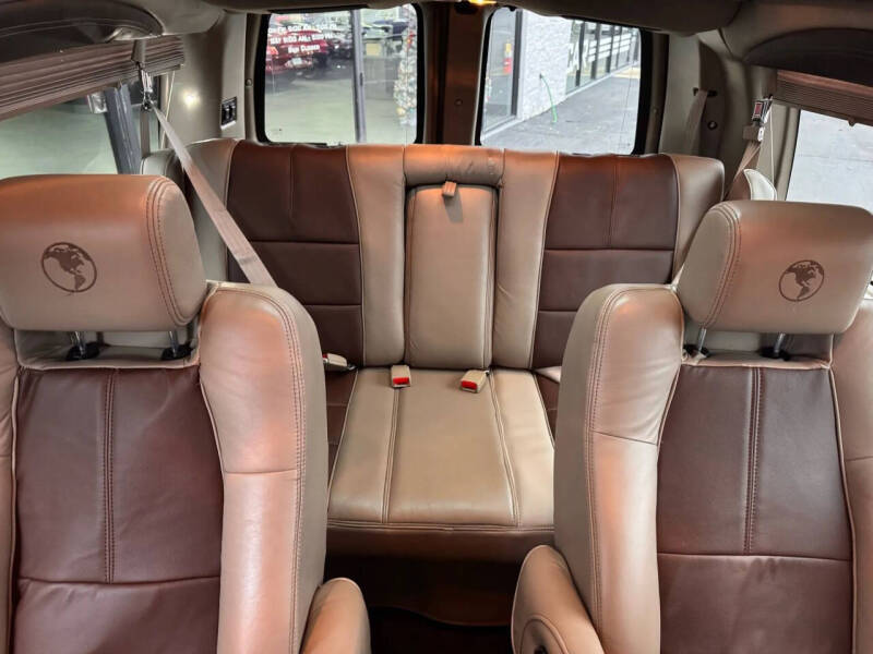 2016 GMC Savana 2500