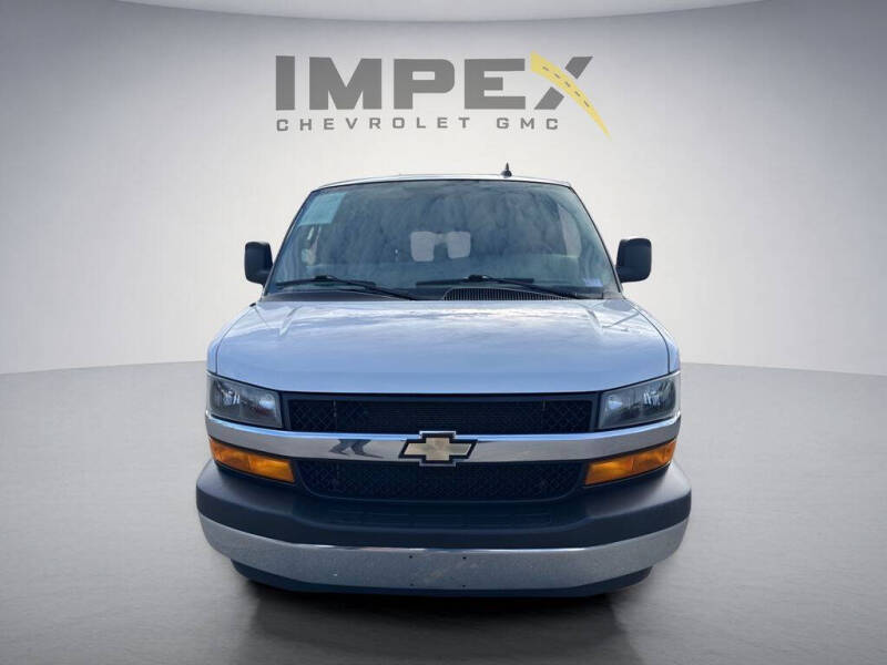 2024 Chevrolet Express 2500