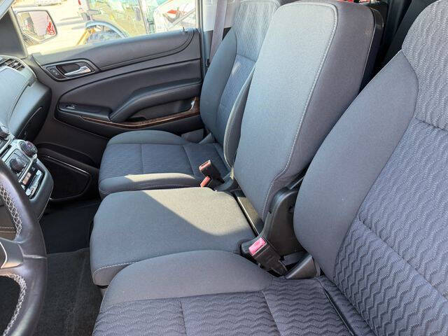 2017 Chevrolet Suburban LS