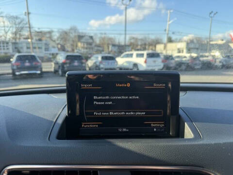 2016 Audi Q3 2.0T quattro Prestige