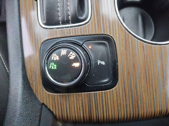 2017 GMC Acadia SLE-2