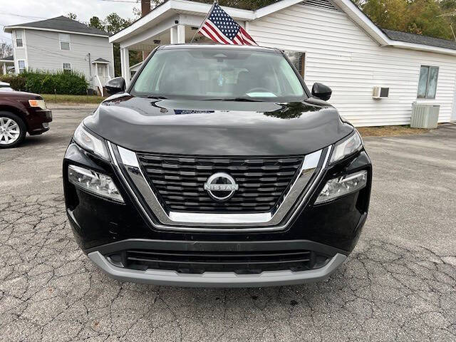 2022 Nissan Rogue SV