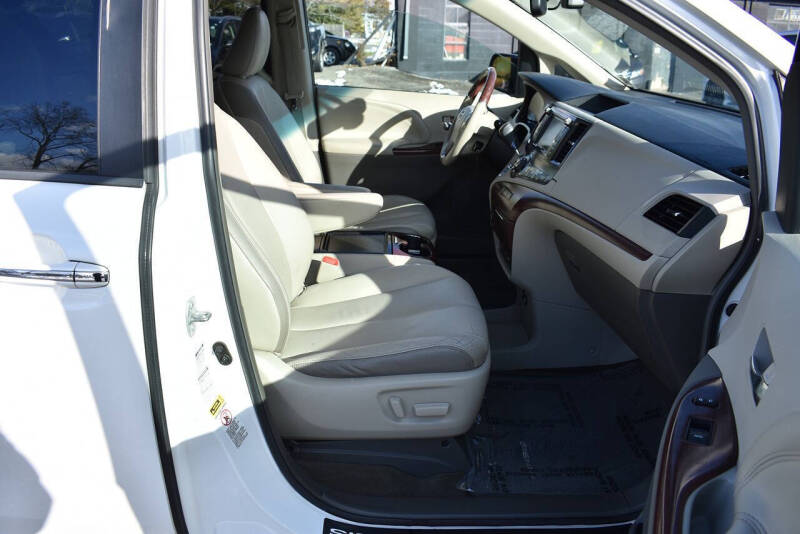 2013 Toyota Sienna Limited 7-Passenger