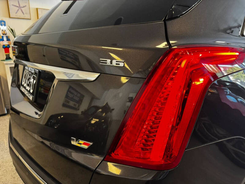 2017 Cadillac XT5 Luxury