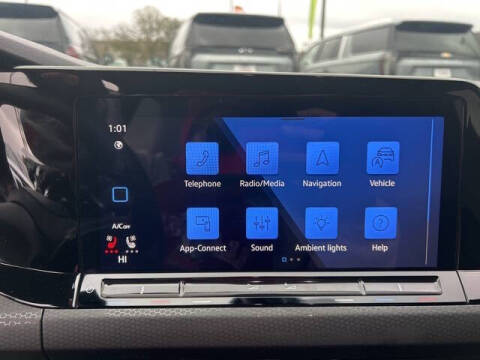 2024 Volkswagen Golf GTI 380 SE