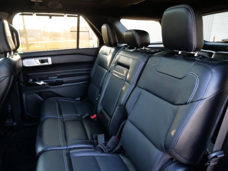 2022 Ford Explorer ST