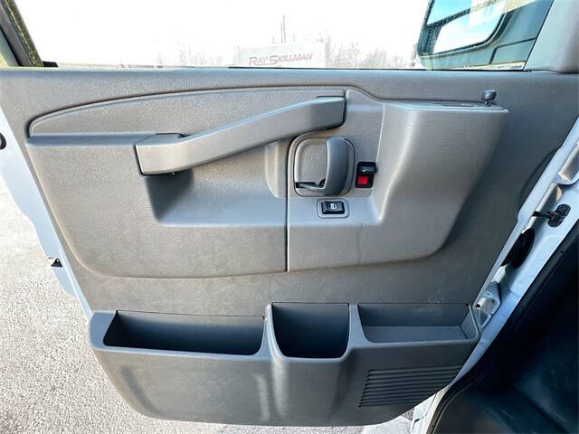 2024 GMC Savana 2500