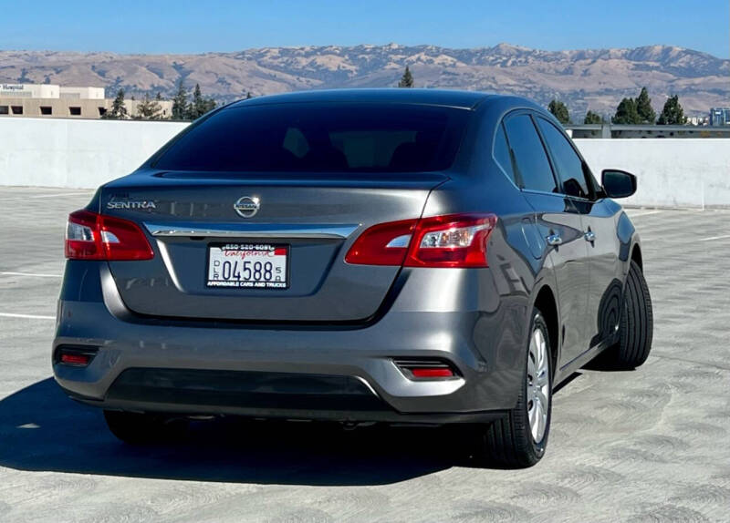 2019 Nissan Sentra null photo 5