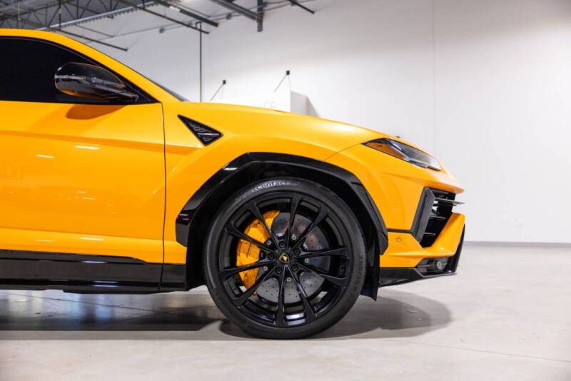 2024 Lamborghini Urus S