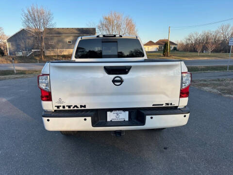 2018 Nissan Titan SL