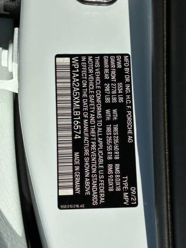 2021 Porsche Macan
