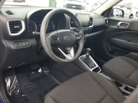 2021 Hyundai Venue SE
