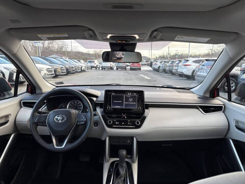 2022 Toyota Corolla Cross LE