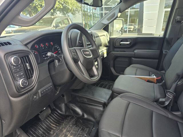 2024 GMC Sierra 2500HD Pro