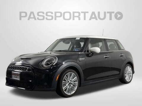 2024 MINI Hardtop 4 Door