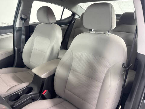 2019 Hyundai Elantra