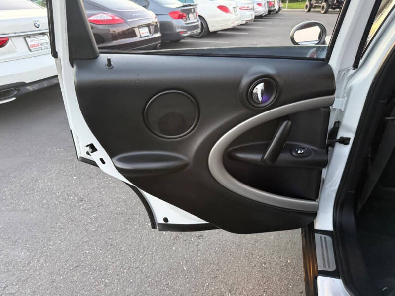 2015 MINI Countryman Cooper
