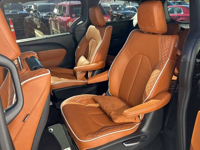 2026 Chrysler Pacifica Pinnacle