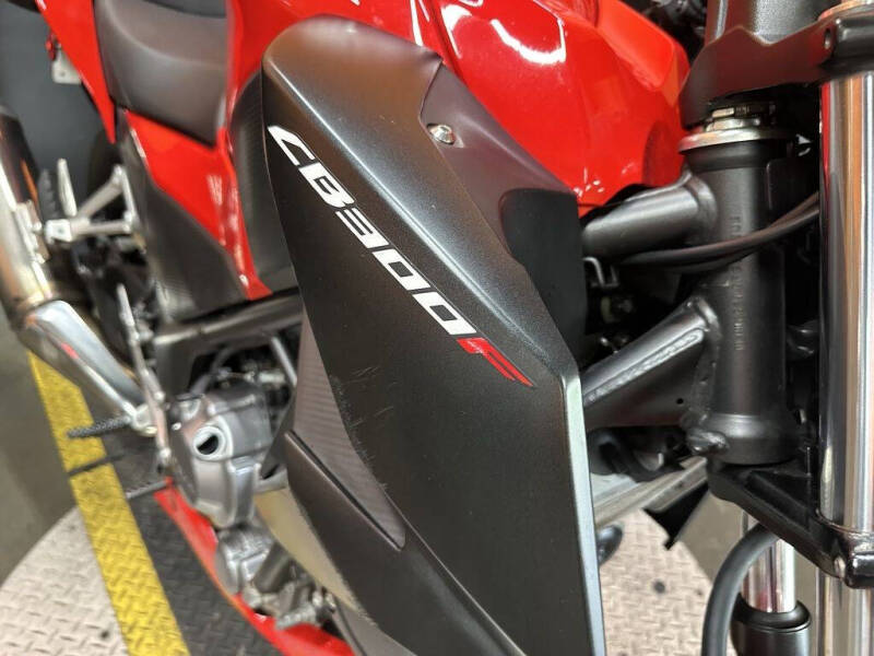2015 Honda CB300F