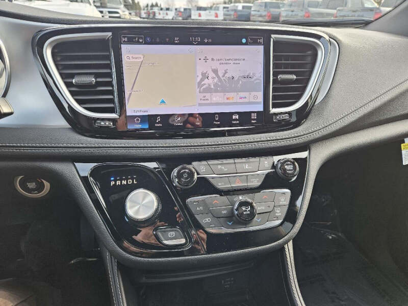 2026 Chrysler Pacifica Limited