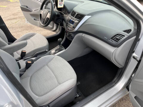 2015 Hyundai Accent GLS