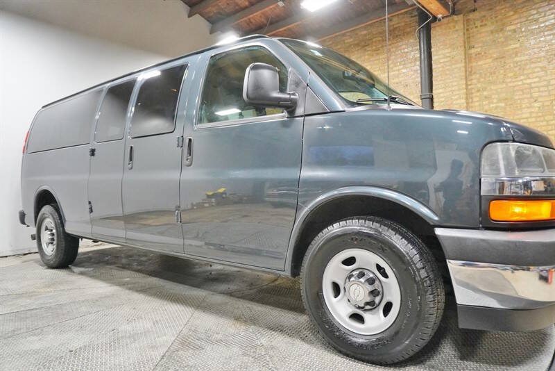 2017 Chevrolet Express LT 3500