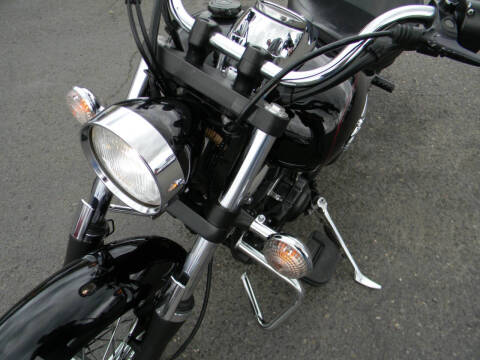 2005 Yamaha V-Star 650 Custom