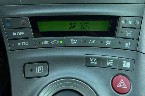 2015 Toyota Prius Three