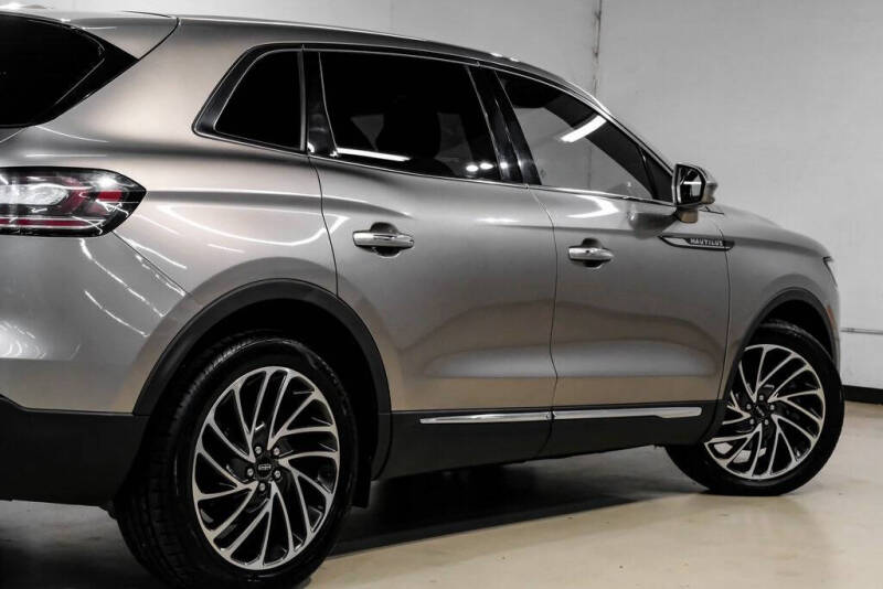 2019 Lincoln Nautilus Reserve