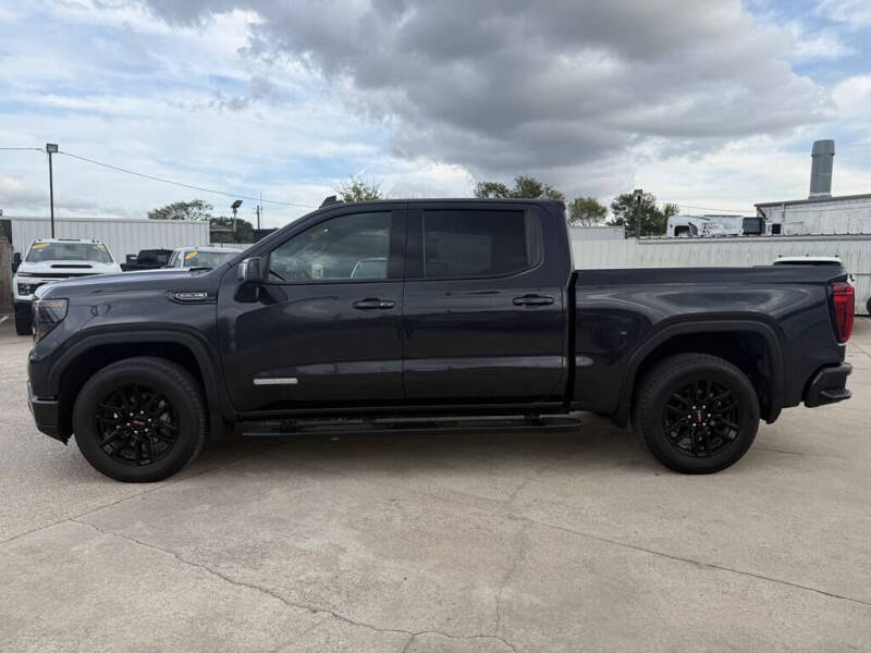 2024 GMC Sierra 1500 Elevation