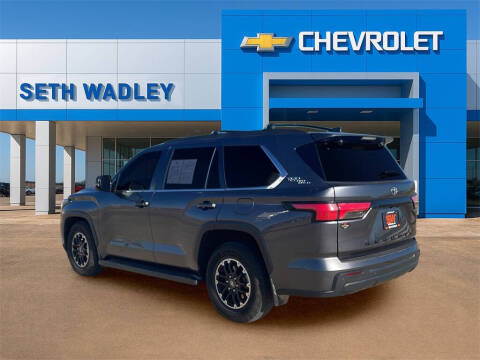 2025 Toyota Sequoia SR5