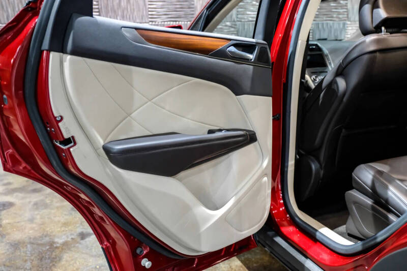 2017 Lincoln MKC Select