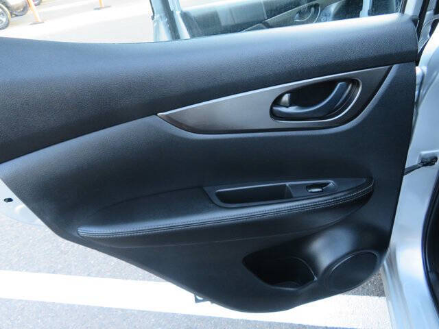 2022 Nissan Rogue Sport S