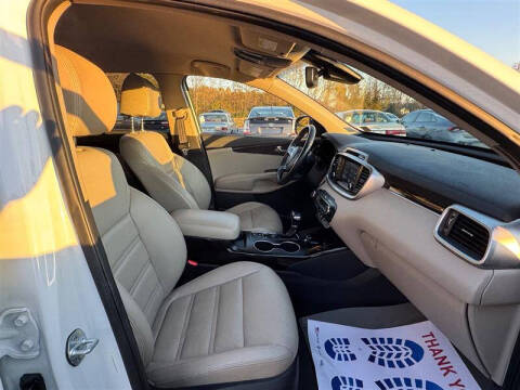 2019 Kia Sorento EX V6