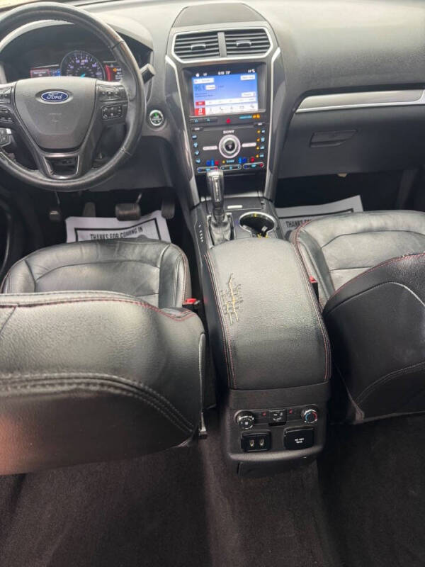 2019 Ford Explorer Sport