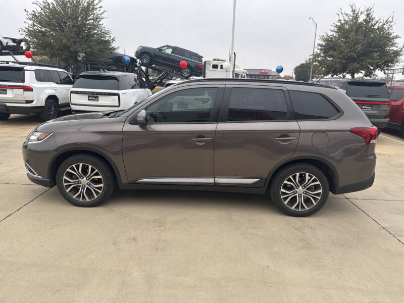 2016 Mitsubishi Outlander SEL