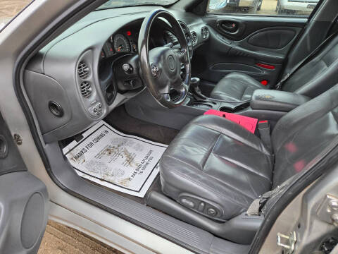 2005 Pontiac Bonneville SE