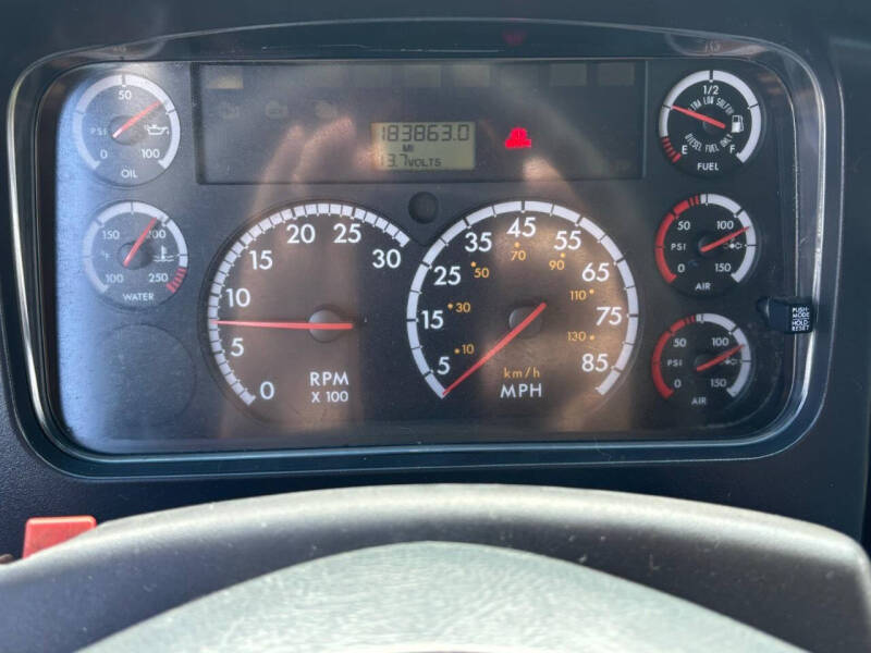 2010 Freightliner B2 Chassis