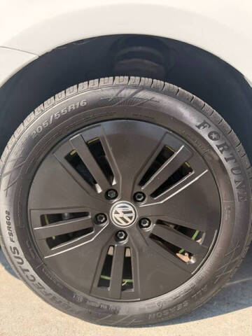 2019 Volkswagen e-Golf SE